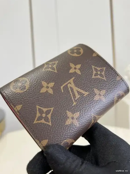 WIS VICTORINE Wallet Vuitton Louis 0628